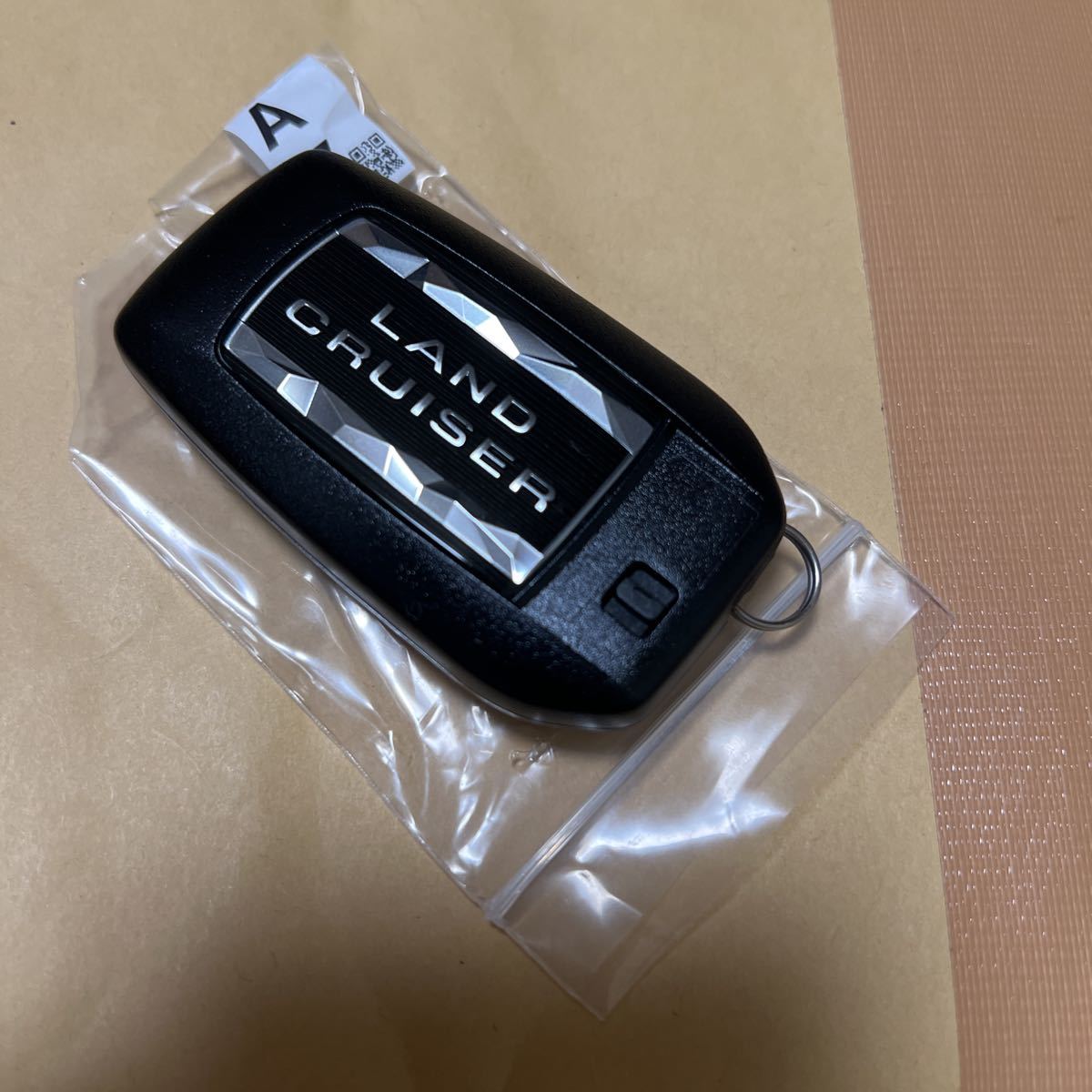 現行モデル 未使用保管品 送料無料 トヨタ ランドクルーザー 純正