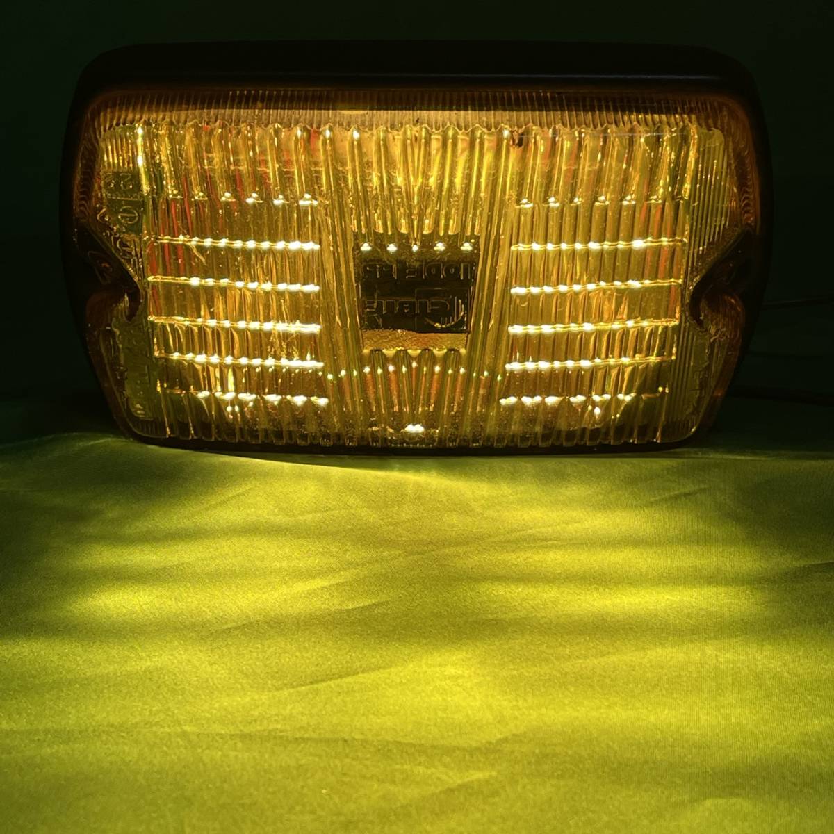 希少 未使用 当時物 CIBIE シビエ 35 イエローフォグ ライト 角 カバー