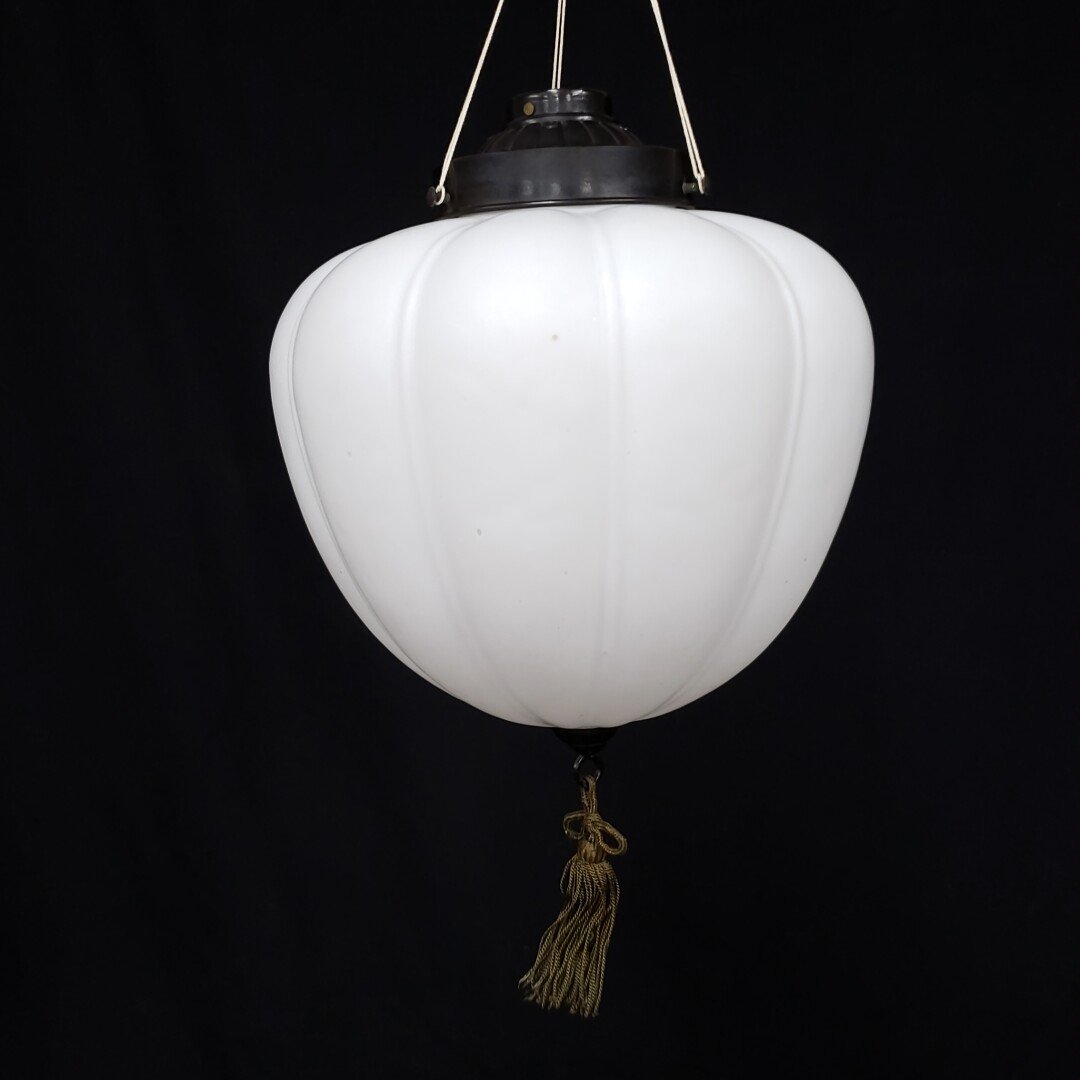 アンティーク フリル乳白色ランプシェード 電気傘 アンティーク フリル