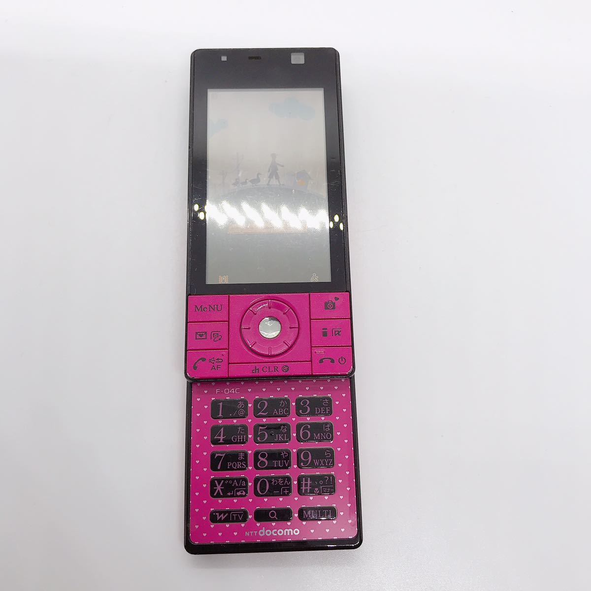 希少 docomo F-04C CECIL McBEE 小悪魔PINK セシルマクビーコラボ