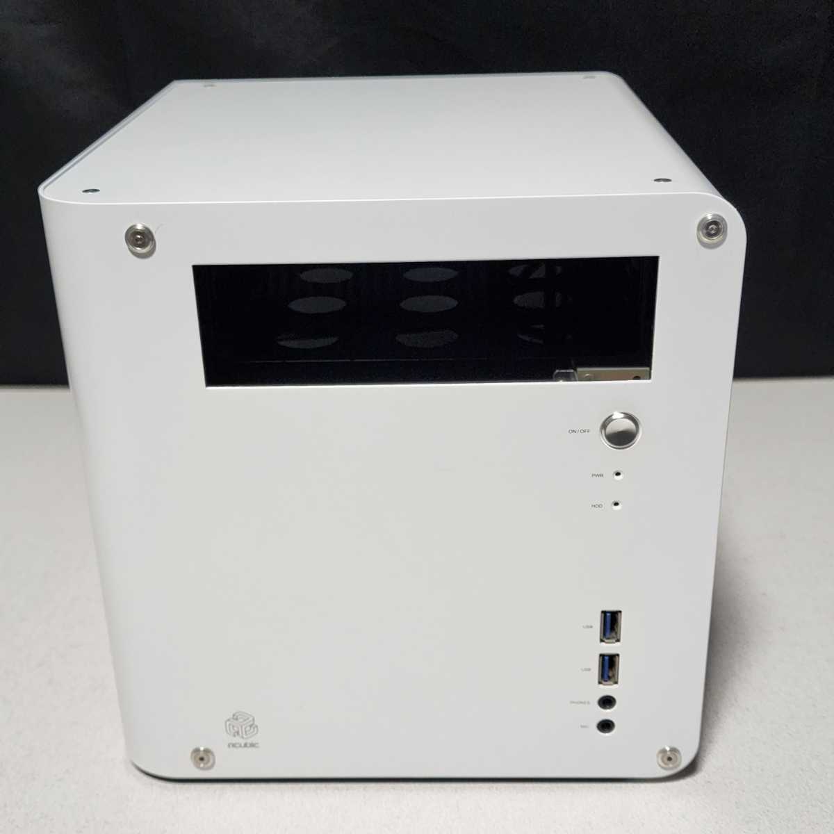 Abee acubic ACE-D20-SW シルキーホワイト キューブ型Mini-ITX用PC