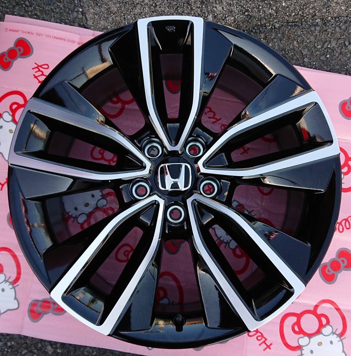 ②【新車外し】ホンダ 新型 ヴェゼル RV 純正 アルミホイール 18インチ