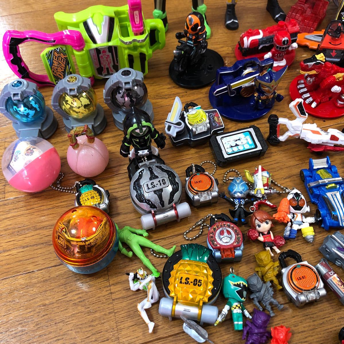 仮面ライダー スーパー戦隊おもちゃ まとめ売り｜Yahoo!フリマ（旧