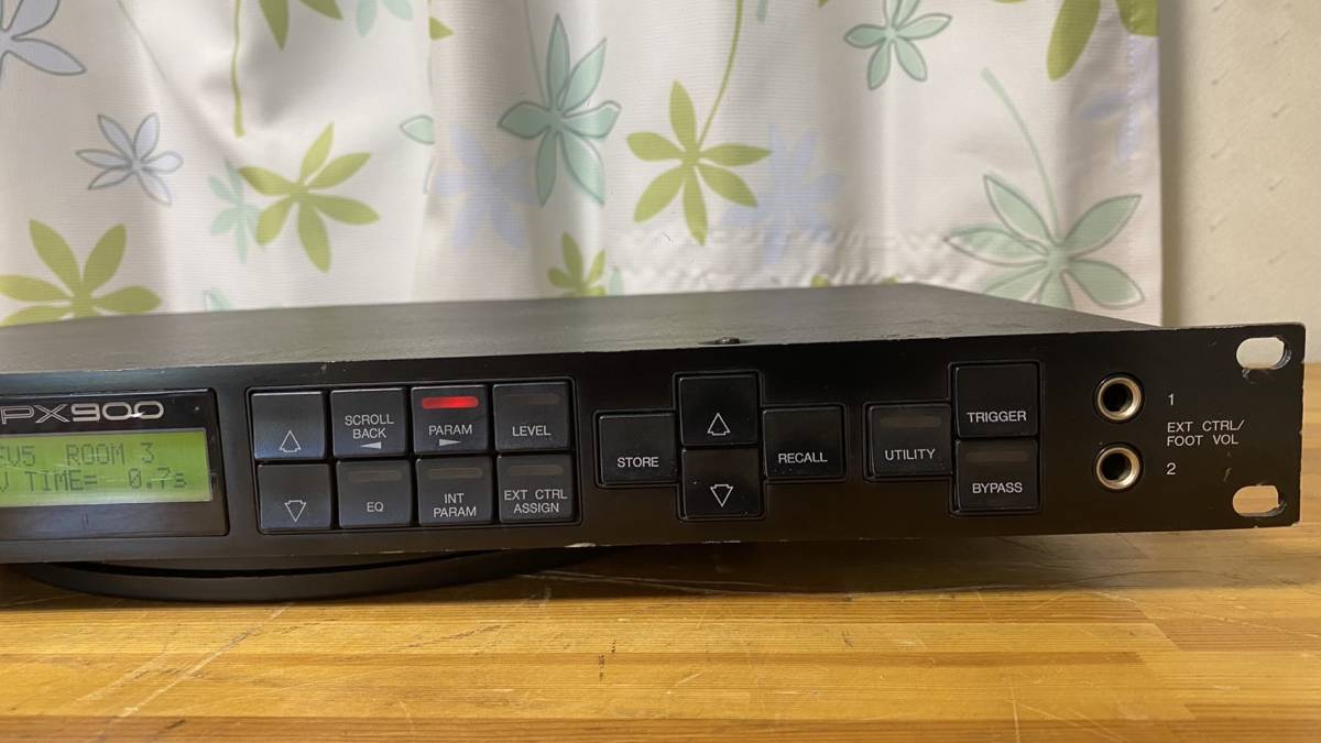 送料無料] [中古動作品] [銘機] YAMAHA SPX900 【B'z機材】 マルチ