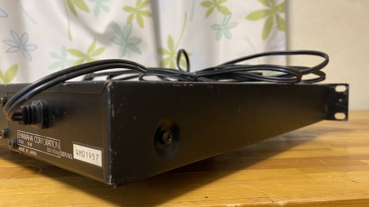 送料無料] [中古動作品] [銘機] YAMAHA SPX900 【B'z機材】 マルチ