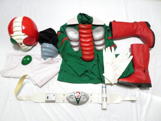 Yahoo!オークション - 1/1 仮面ライダー V3 アトラク レプリカ コスプ