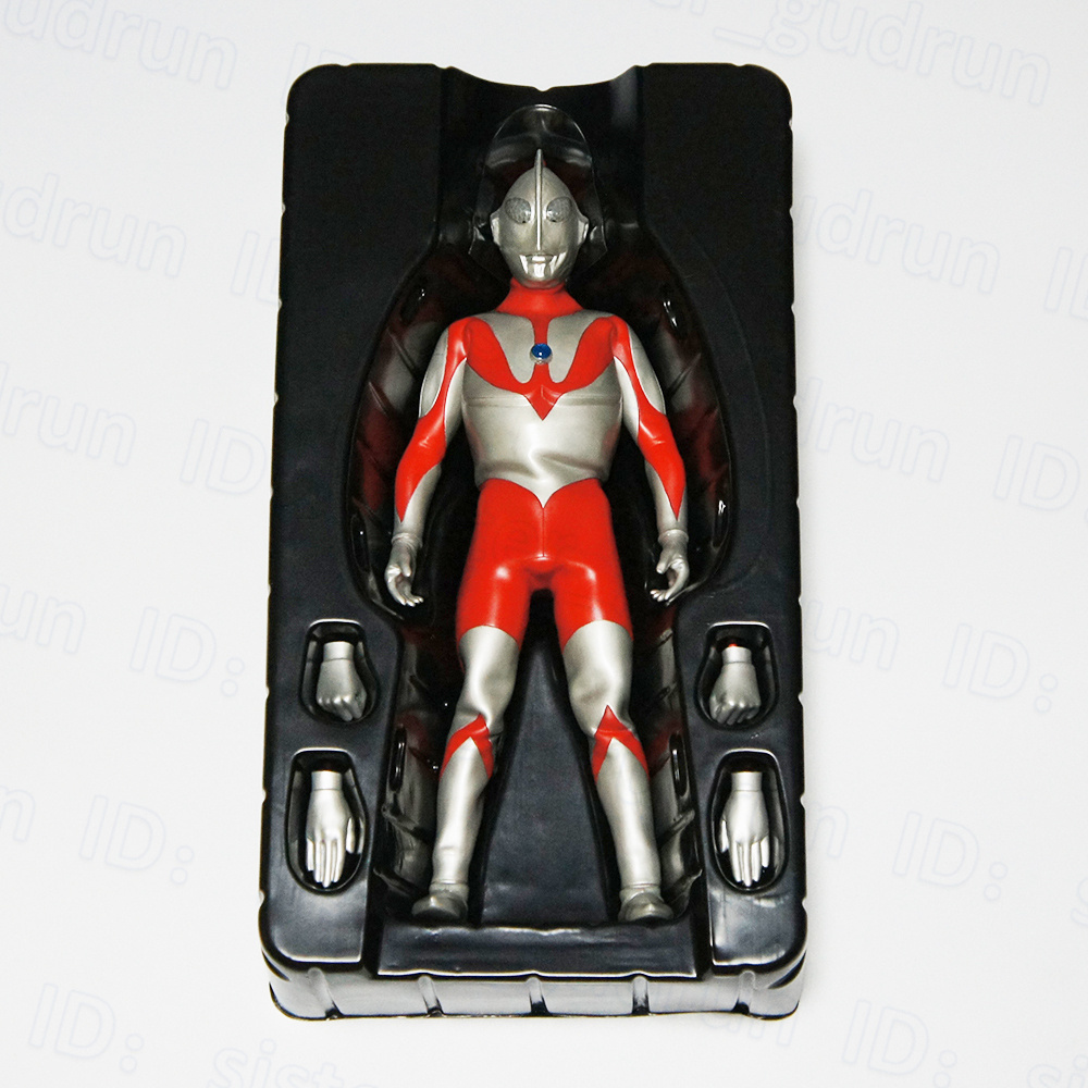 Yahoo!オークション - 【美品】 RAH ウルトラマン A TYPE Ver.2.0 1/6