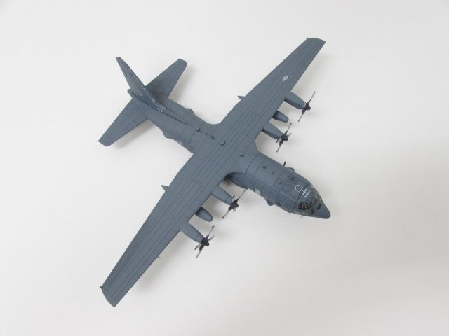 Yahoo!オークション - S14 エスワンフォー 1/144 AC-130U スプーキーII