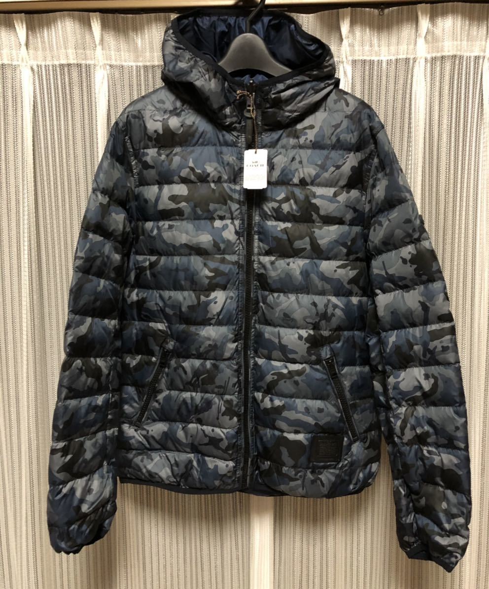 新品 メンズ コーチ COACH 75748 サイズ M リバーシブル 迷彩 ダウン