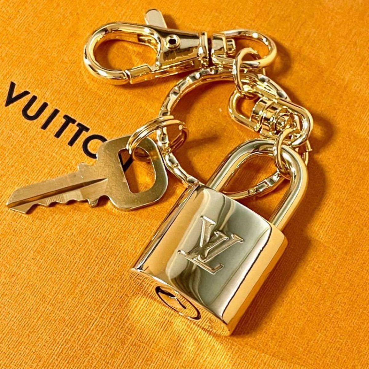 ルイヴィトン パドロック カデナ 南京錠 Louis Vuitton 鍵 キー