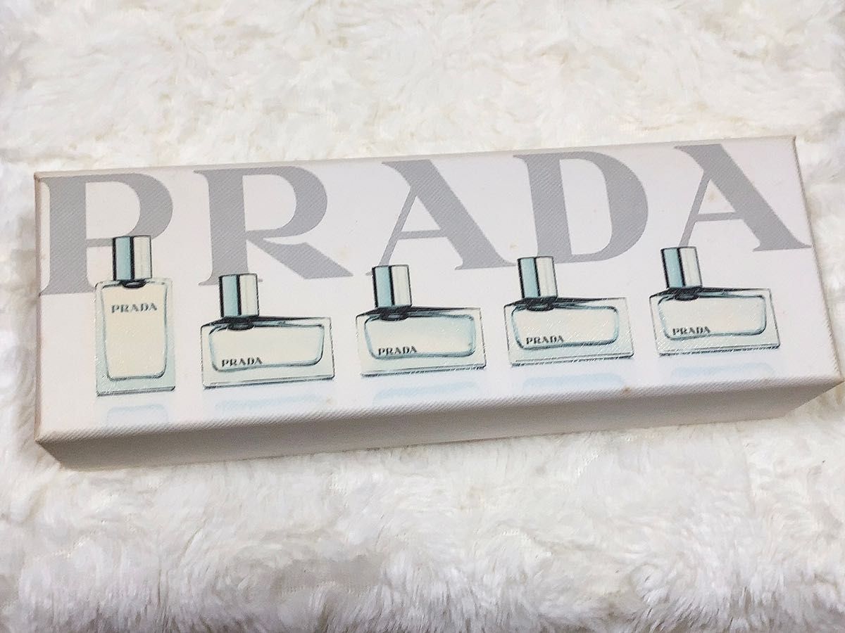 廃盤 レア品】PRADA プラダ 香水 ミニボトル コレクション5本セット