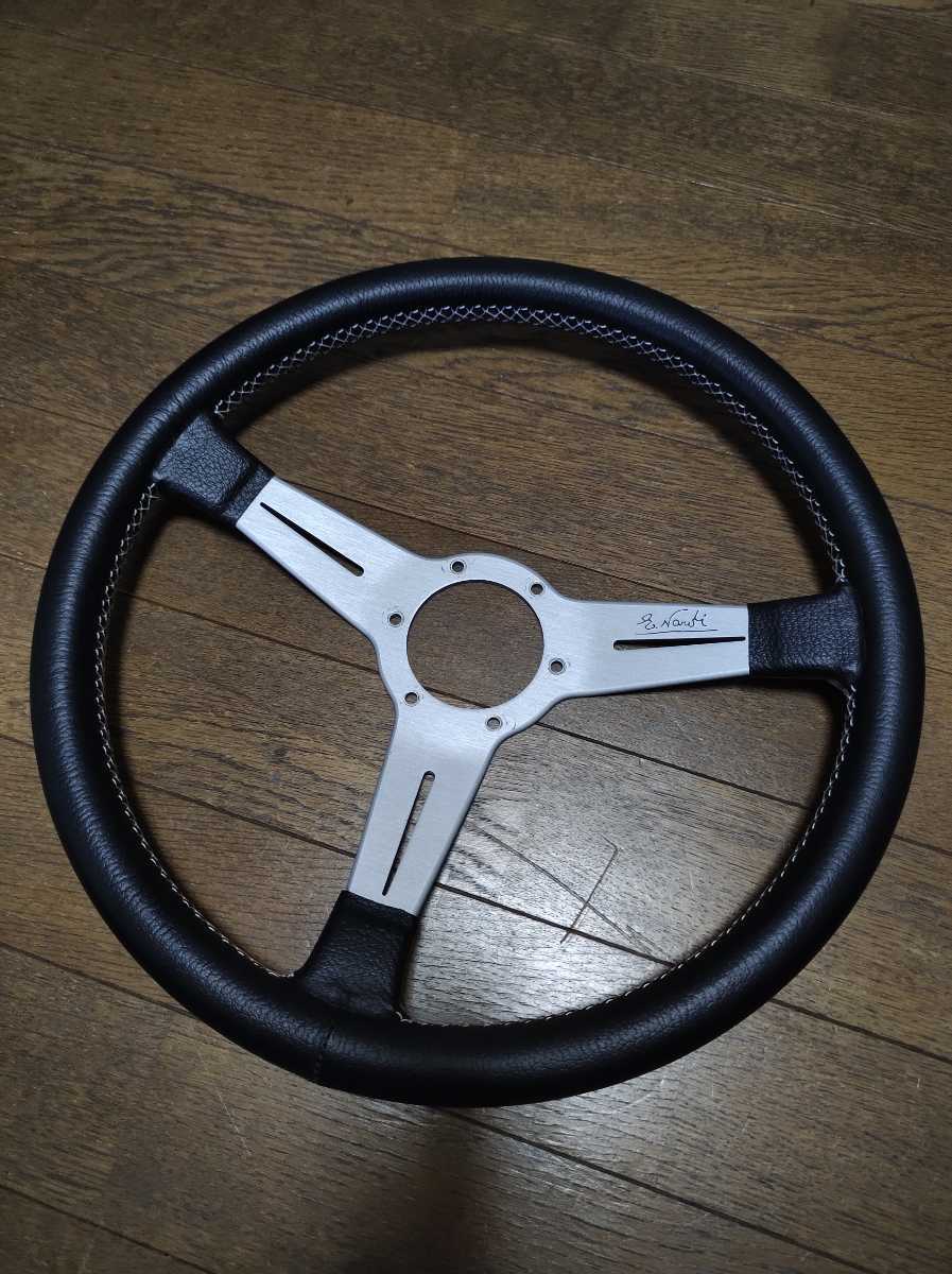 ナルディクラシックステアリング 張り替え後に発送 クラシック