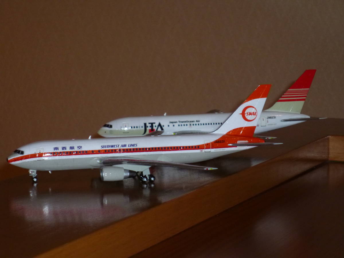 Yahoo!オークション - 南西航空 JTA 767-200 1/200 完成品 2機セット