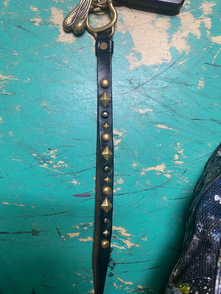 オモシーチャンネル 山田レンさん愛用風 スタッズキーホルダー 新