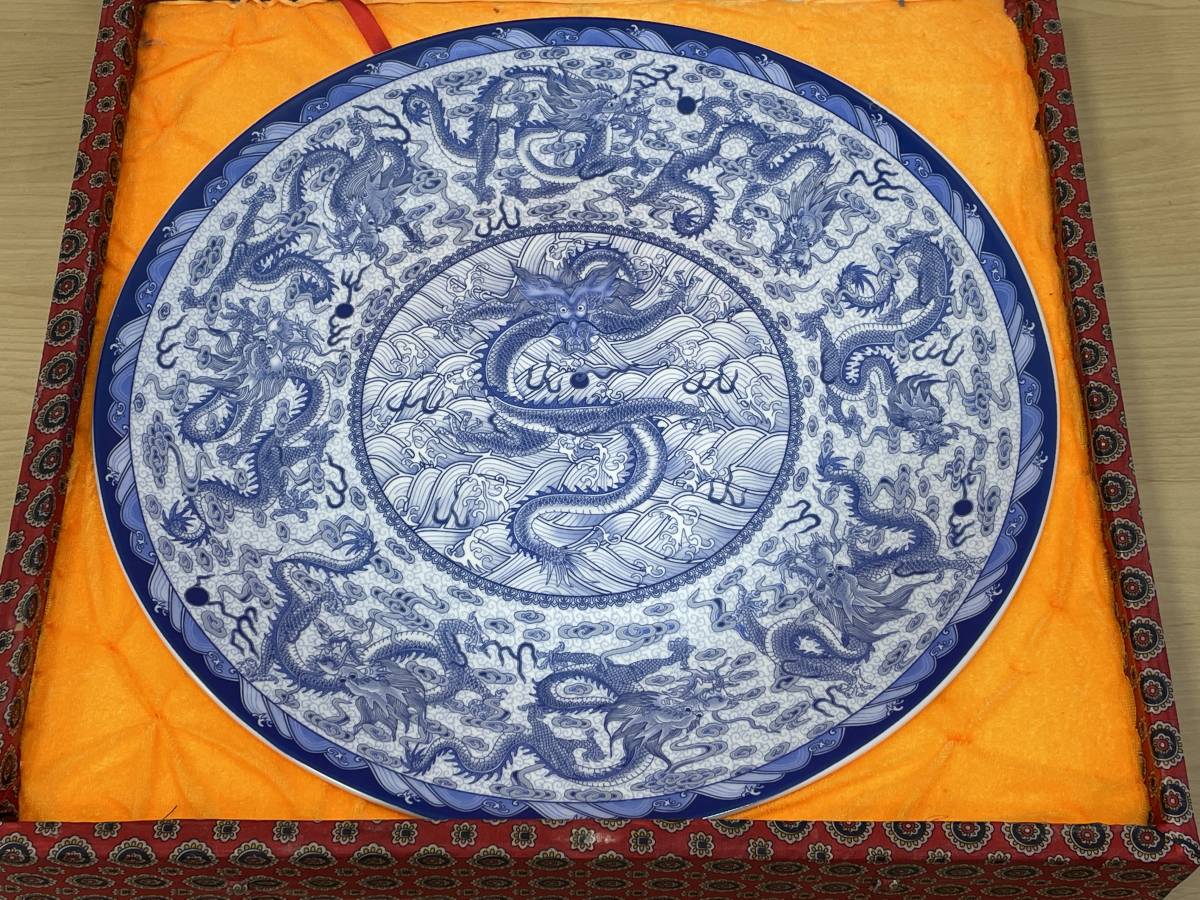 中国美術 古玩 赤絵唐子紋樣大皿 記年款 大清乾隆年製 中国美術 古玩