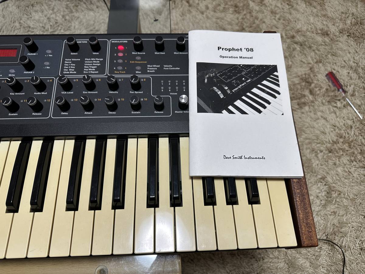 Yahoo!オークション - 中古 Dave Smith Instruments(DSI) Prophet'08 P
