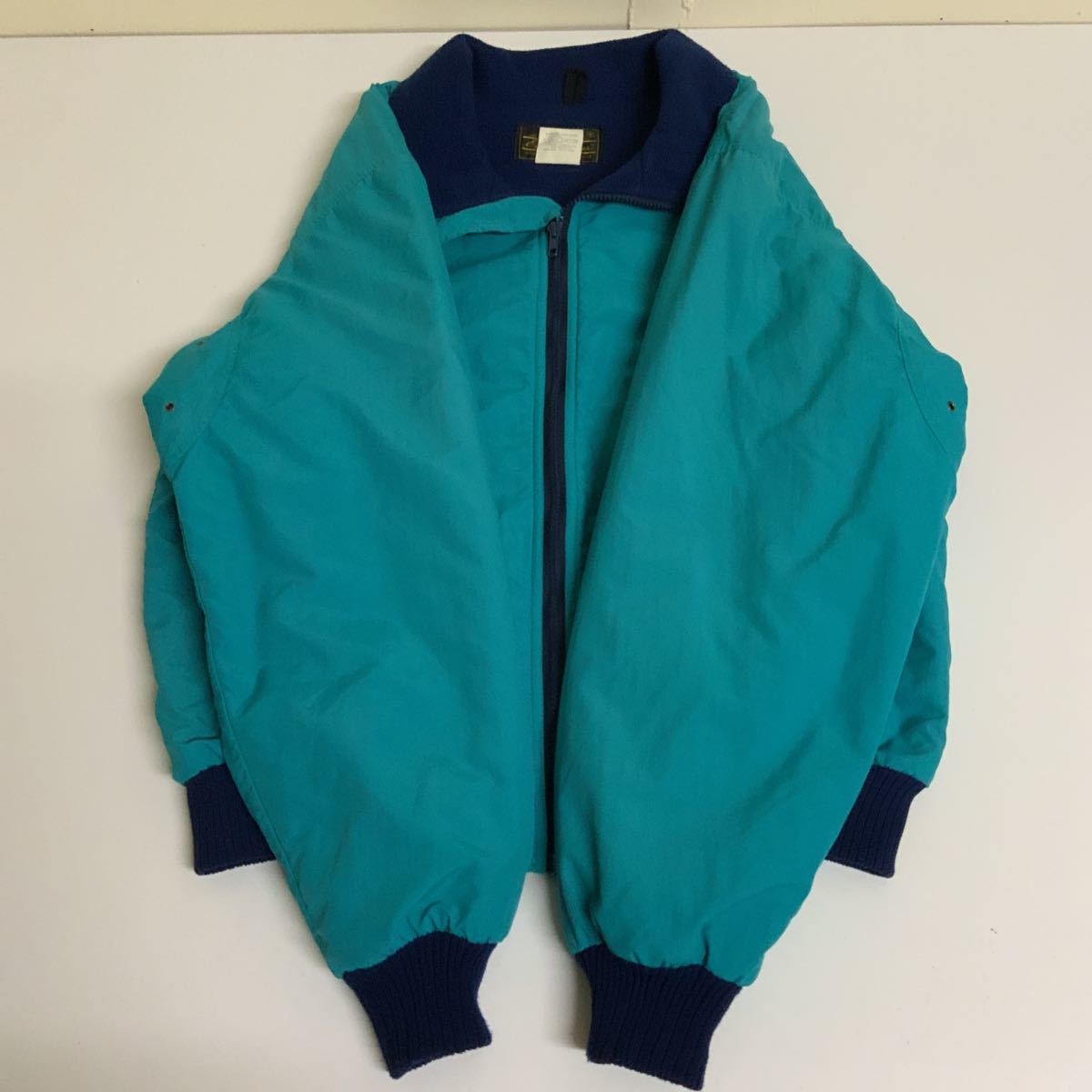 エディーバウアー Eddie Bauerシェルドシンチラナイロンジャケット 裏