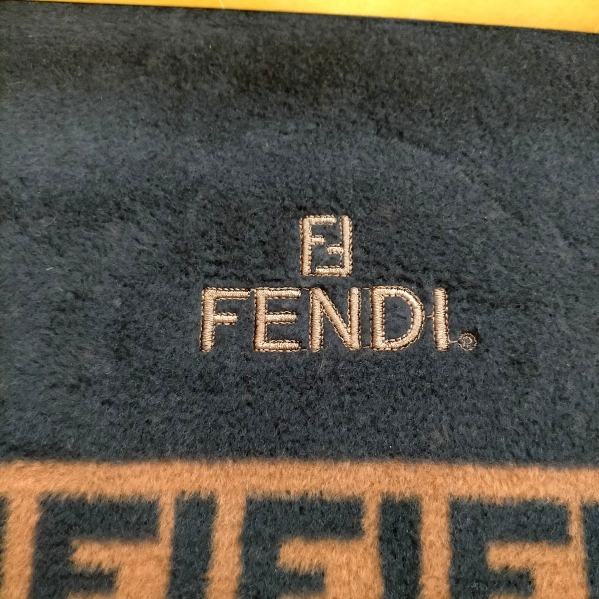 フェンディ 綿毛布 FENDI ズッカ｜Yahoo!フリマ（旧PayPayフリマ）