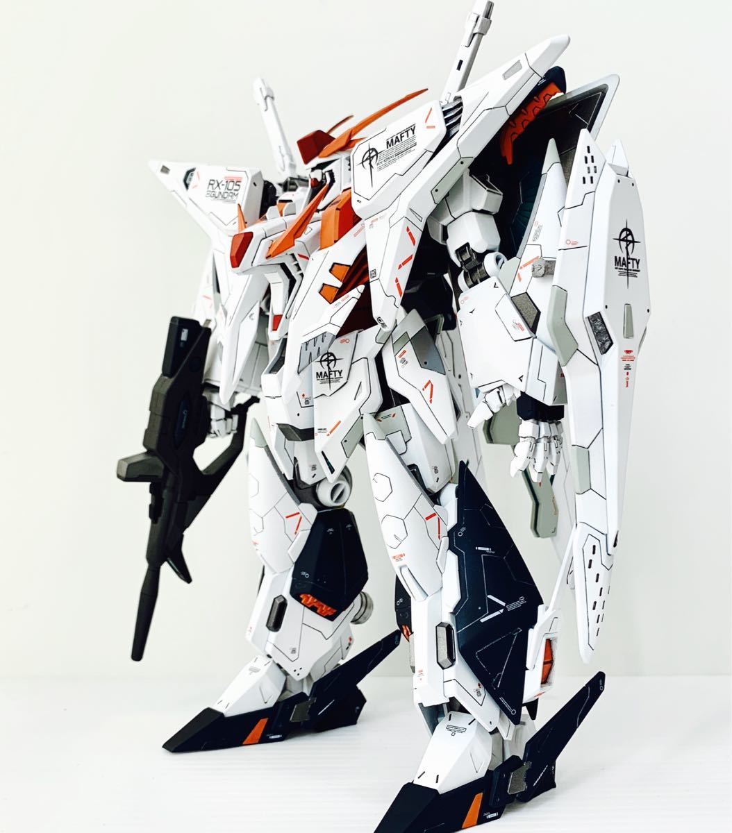 ガンプラ完成品 クスィーガンダム ξガンダム hguc 1/144 改修 全塗装