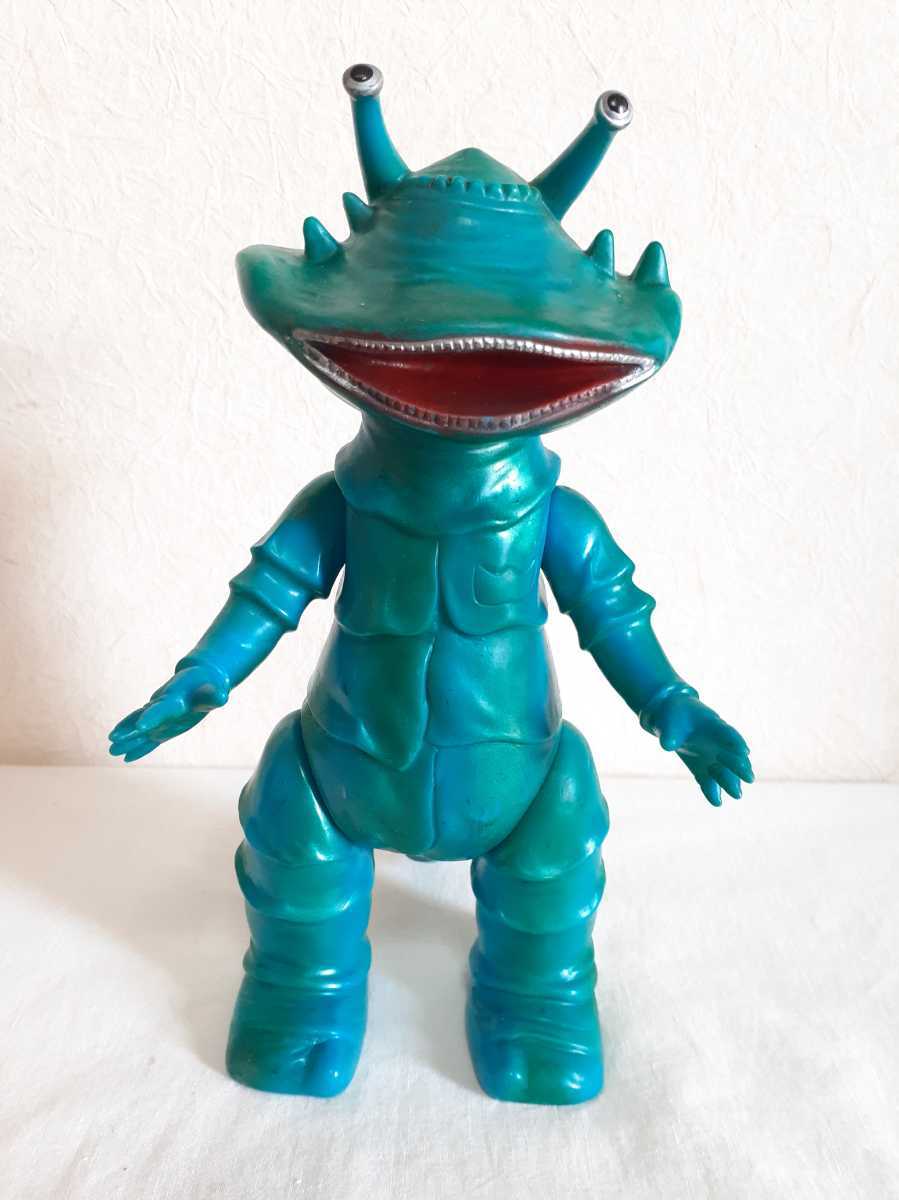 Yahoo!オークション - マルサン 1期 カネゴン ソフビ 全長22.5m 美品