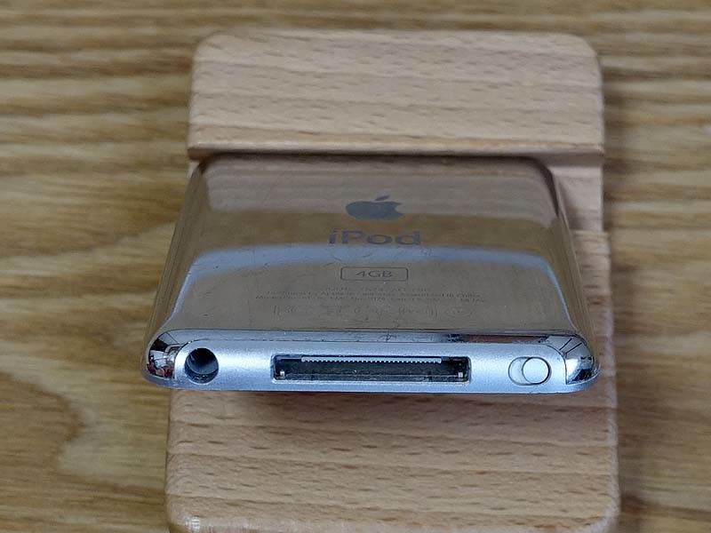 iPod nano 第3世代 A1236 4GB シルバー モデル MA978J 動作良好