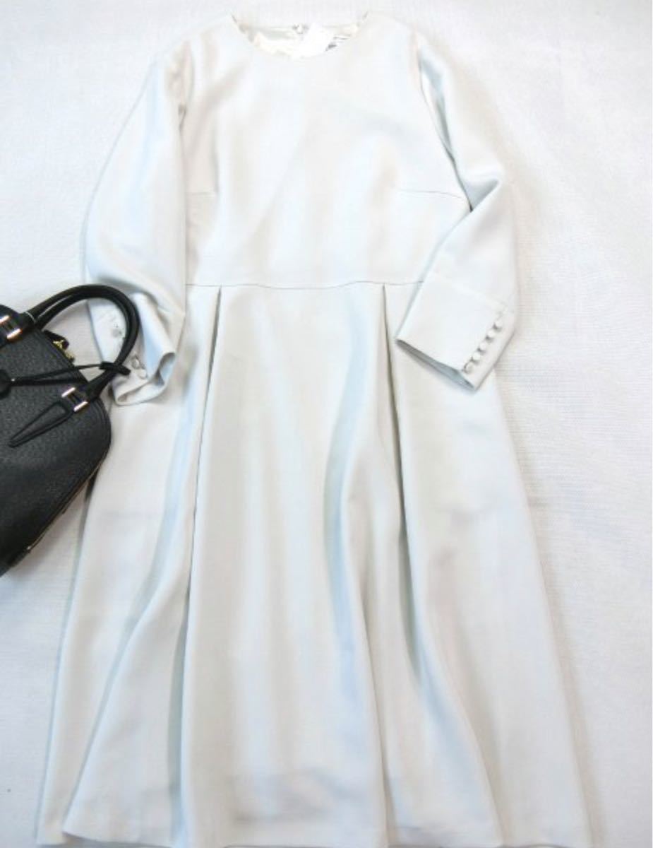 23区 VERYコラボ クラッシータックワンピース グレージュ 48｜Yahoo