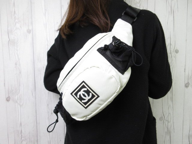 Yahoo!オークション - 極美品 CHANEL シャネル スポーツライン ココマ