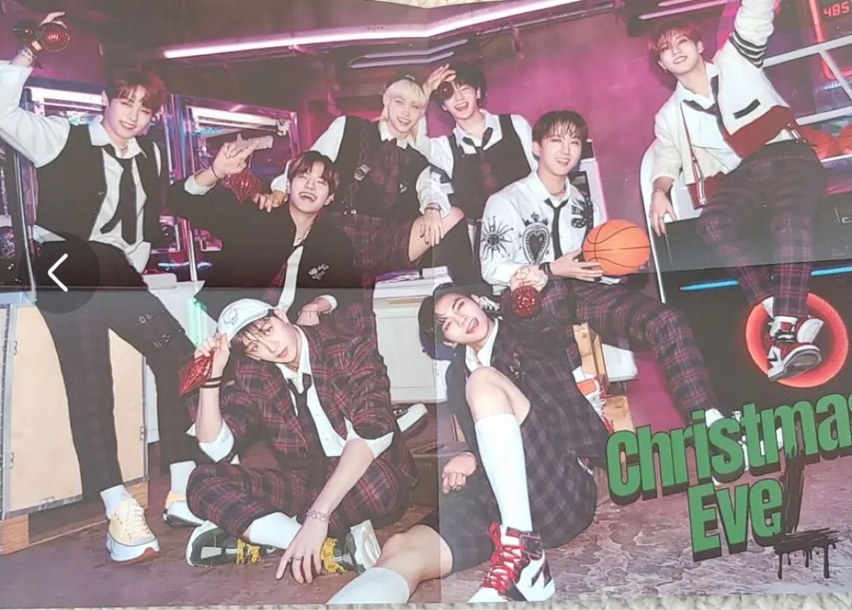 Stray Kids Christmas EveL 特典トレカ8枚＆ポスター｜Yahoo!フリマ