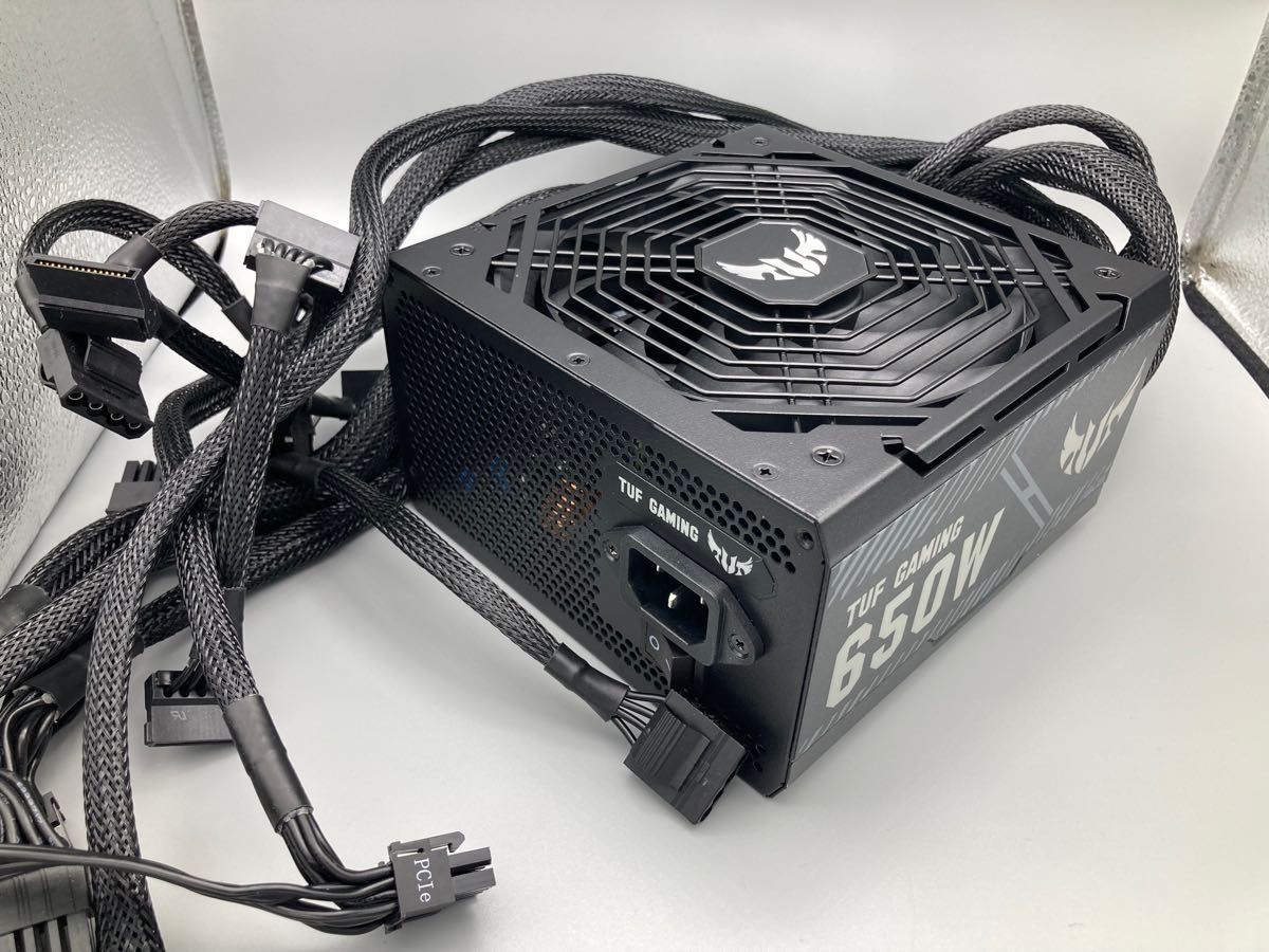 ASUS TUF 650W Bronze 電源ユニット TUF-GAMING-650B black｜Yahoo