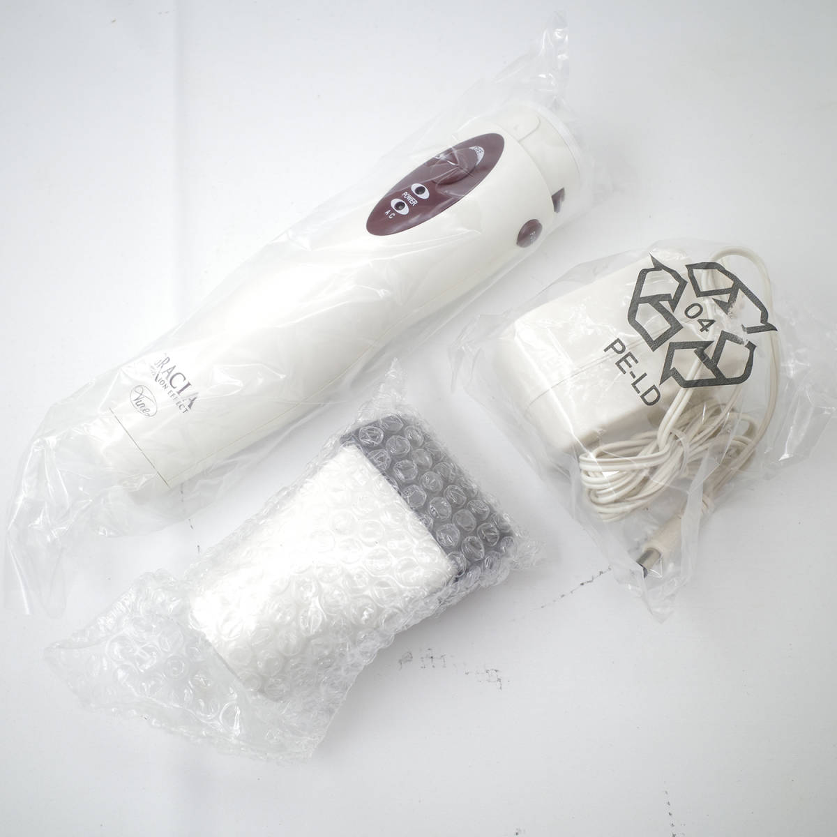 Yahoo!オークション - refle【未使用 】 美顔器 GRACIA ヴァイン マイ