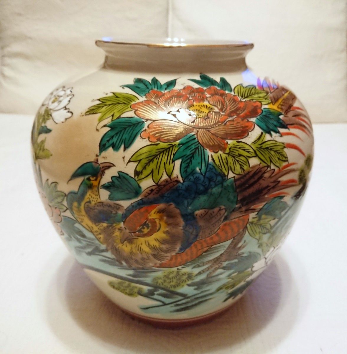 九谷焼 花瓶壺 清峰作 孔雀牡丹花瓶 金彩 色絵 花鳥文 花器 花入 壺
