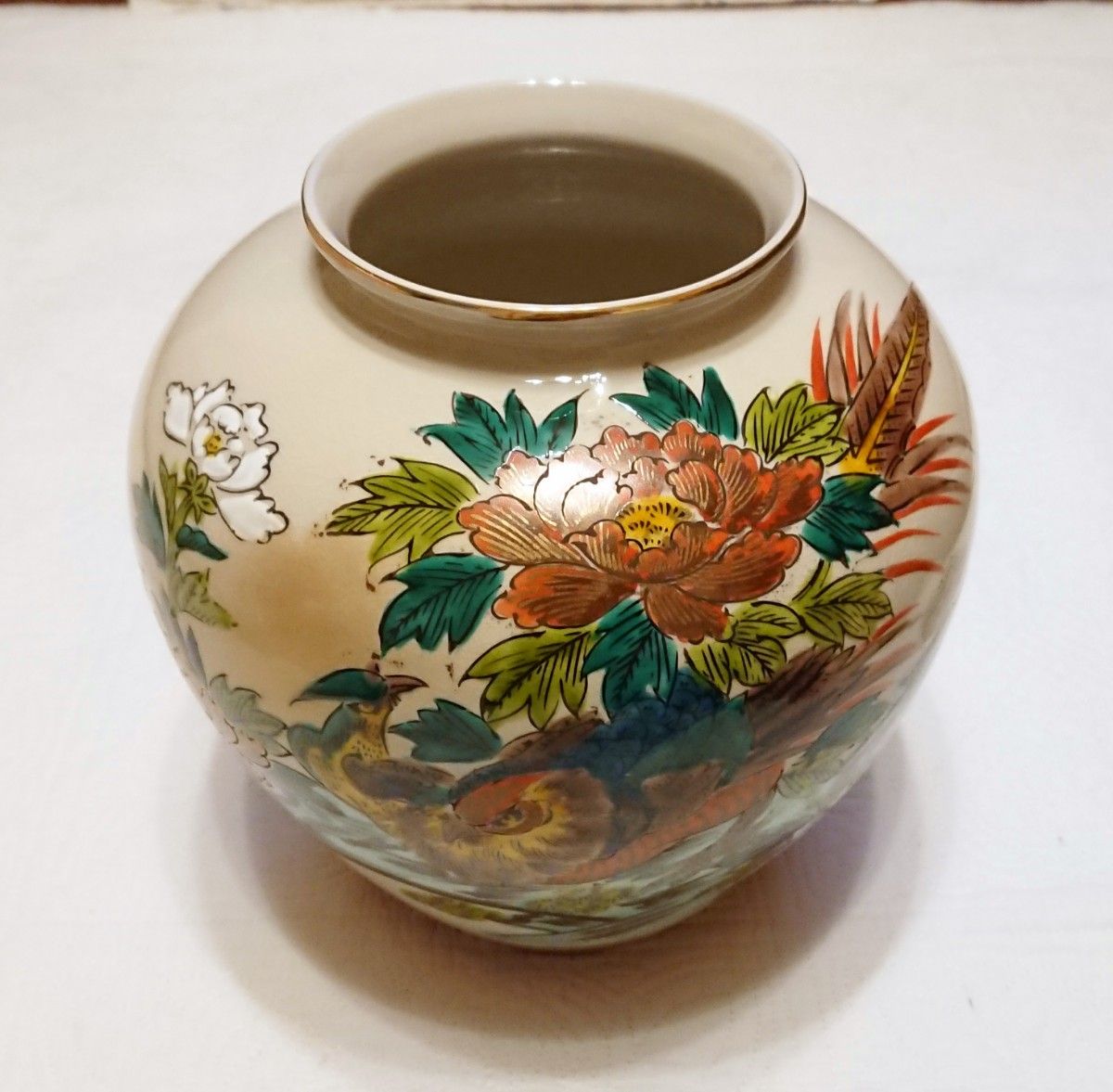 九谷焼 花瓶壺 清峰作 孔雀牡丹花瓶 金彩 色絵 花鳥文 花器 花入 壺