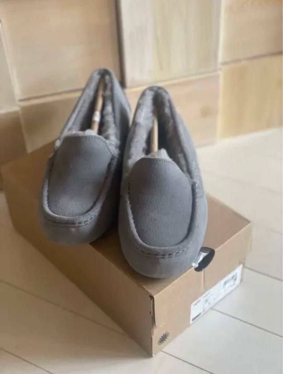 新品 正規品 希少 UGG アンスレー モカシン ANSLEY ライトハウス 24