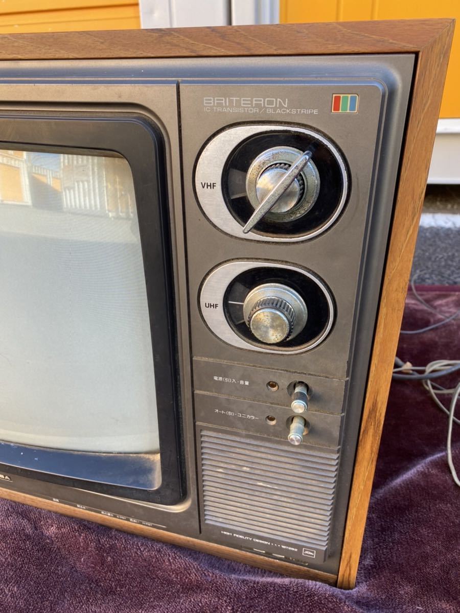 Yahoo!オークション - 昭和レトロ カラーテレビ ブラウン管テレビ アン
