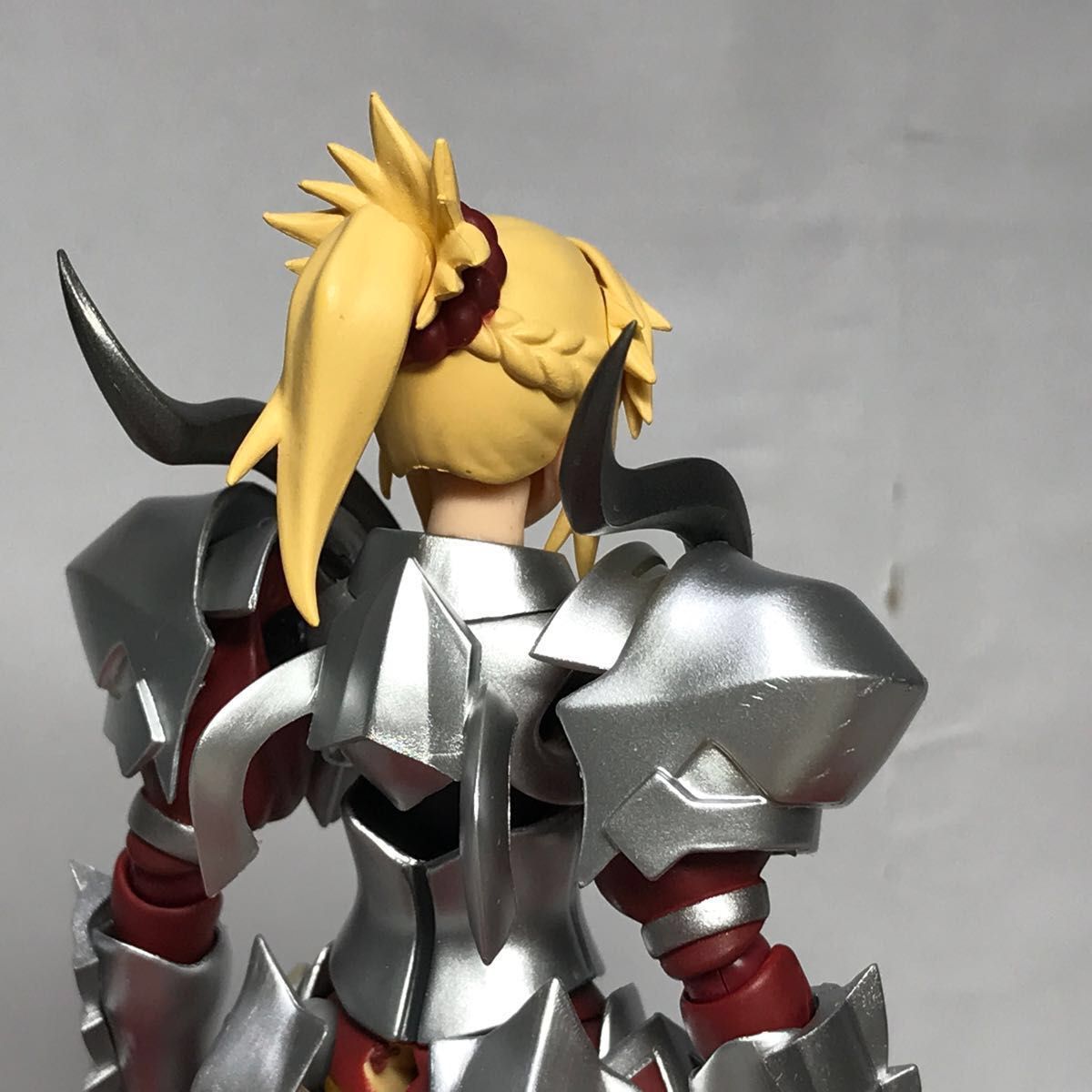 箱なし figma 赤のセイバー(モードレッド) Fate/Apocrypha 補助系