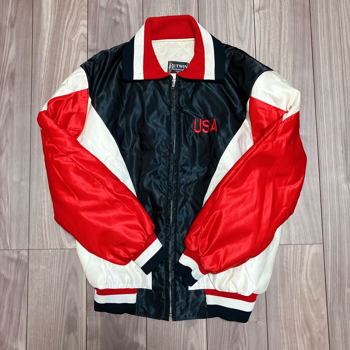 バトウィンBUTWIN 80sタグ スタジャン アワードジャケットナイロンXL