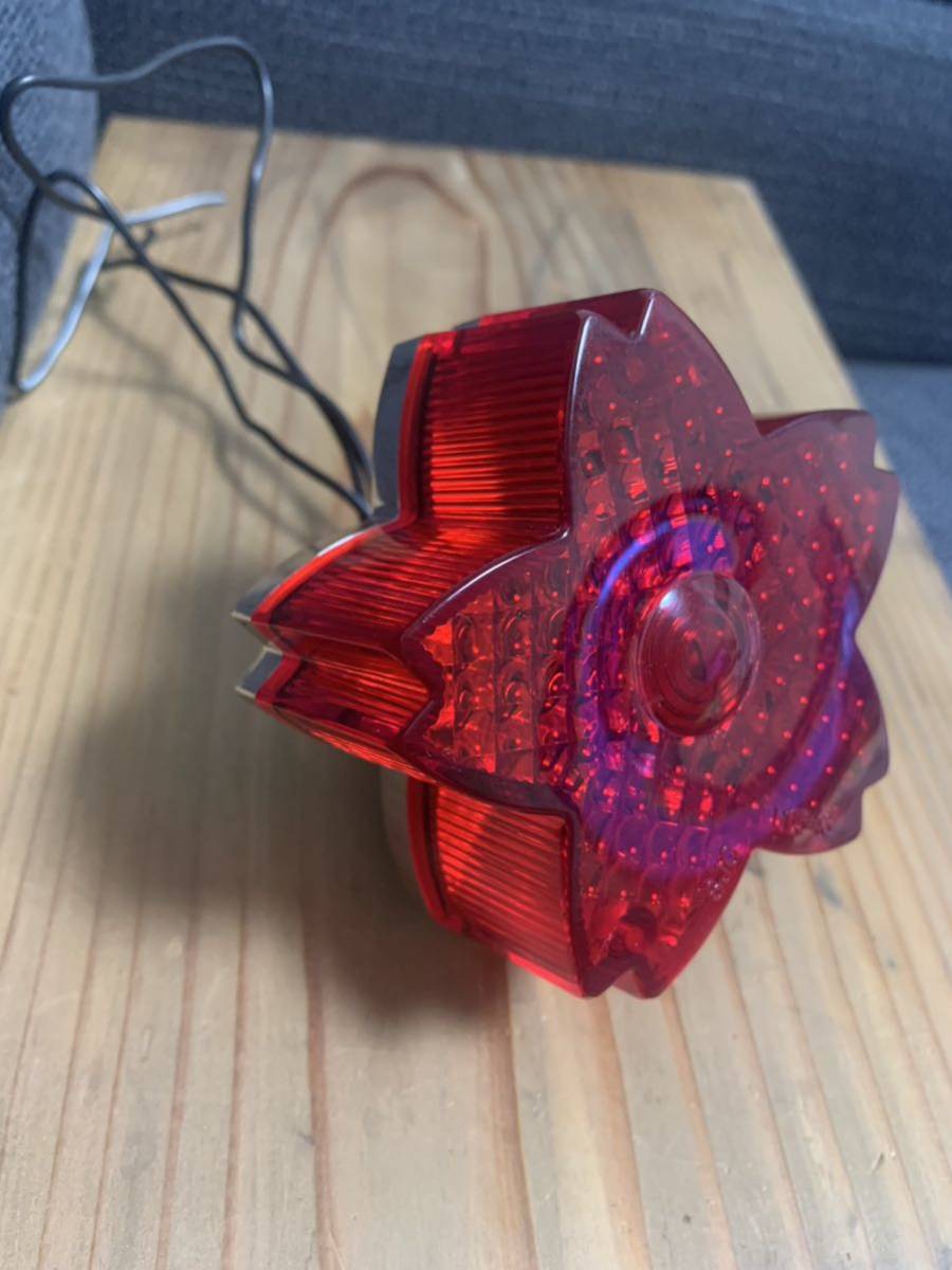 Yahoo!オークション - 希少 当時物 テールレンズ 桜 テールランプ モン
