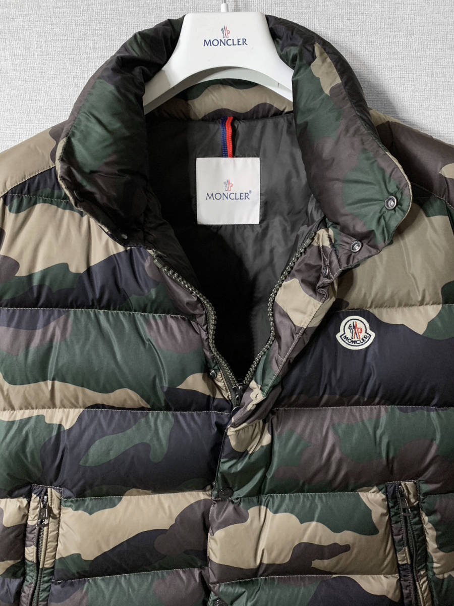 国内正規品 MONCLER TIB モンクレール 迷彩 カモフラ ダウンベスト
