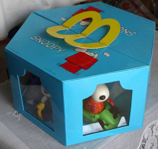 Yahoo!オークション - スヌーピー マクドナルド2003年限定BOX