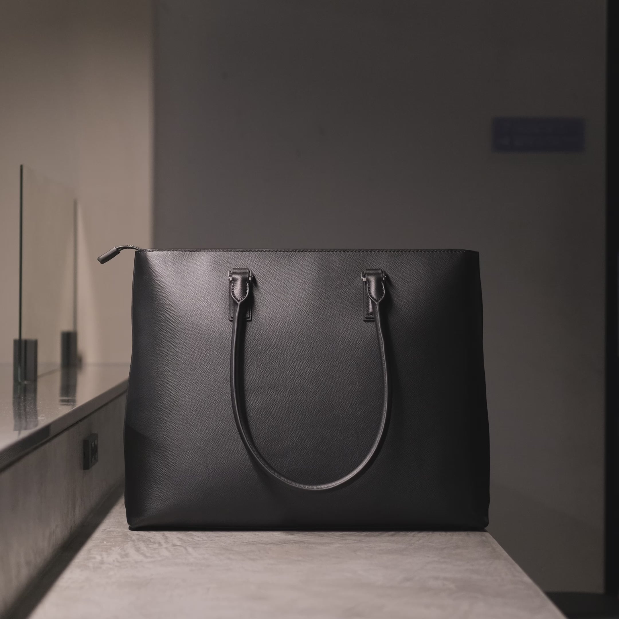 イタリアンレザートート｜aucentic(オーセンティック)