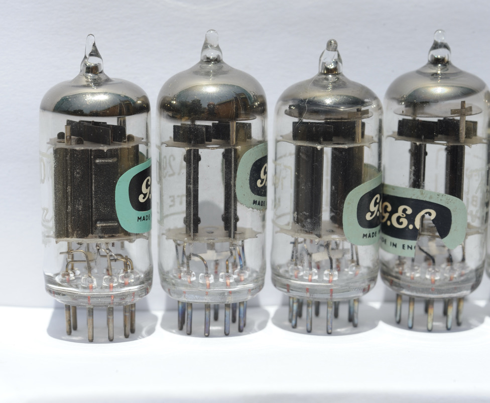 ECC81 GEC A2900 17mm Smooth plate CV6091 KB/Z high grade ECC81