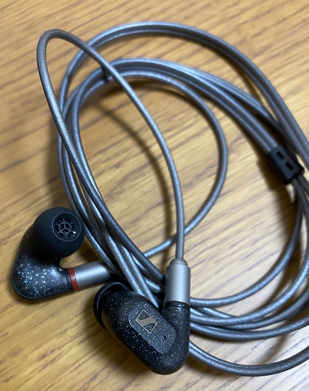 低音もりもり・中高域に色気』Sennheiser ie300 徹底レビューまとめ