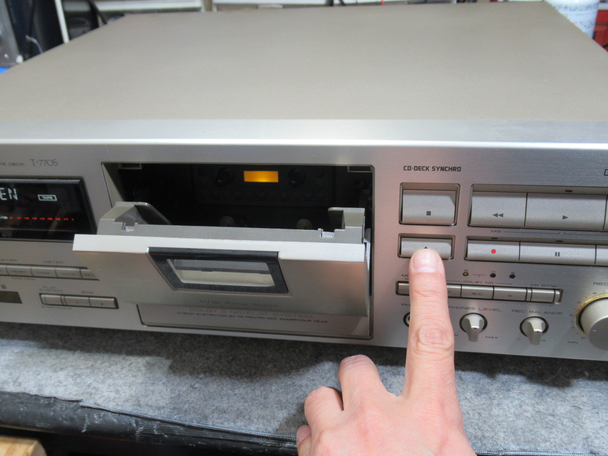 PIONEER T-770S トレイ開閉不良 – Audiolife － Enjoy your audio life!!