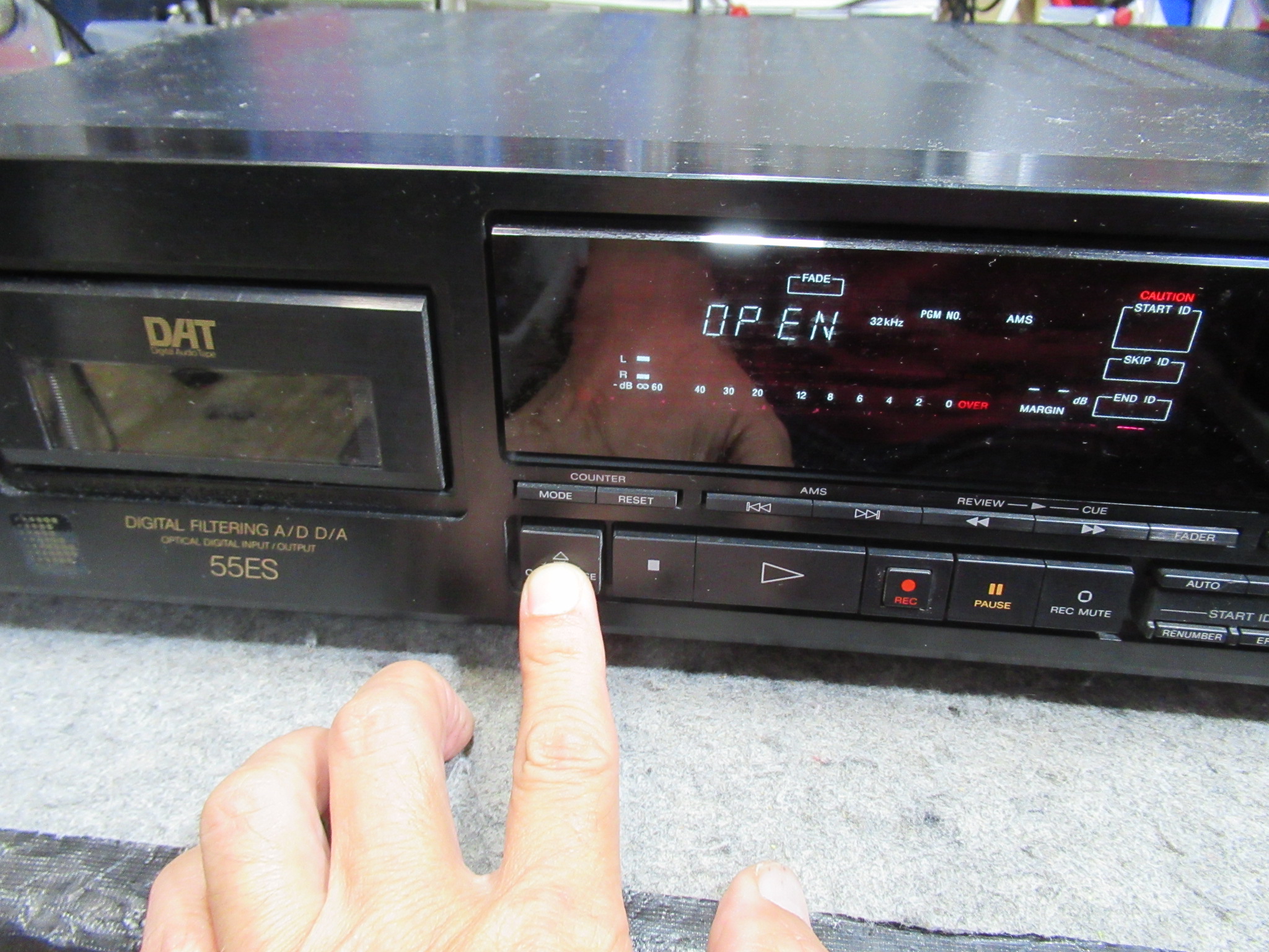 SONY DTC-55ES プラスチックギヤ破損ほか – Audiolife － Enjoy your