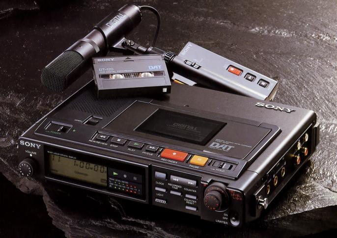 Specifications of SONY DAT recorder TCD-D10 SONY