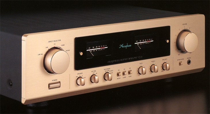 Accuphase E-213の仕様 アキュフェーズ