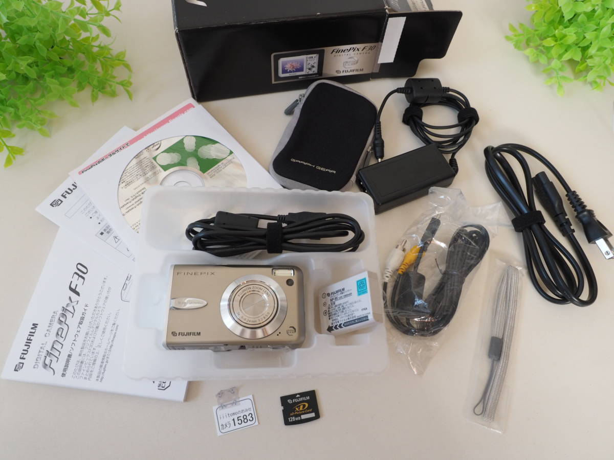 富士フイルム FinePix F30 オークション比較 - 価格.com
