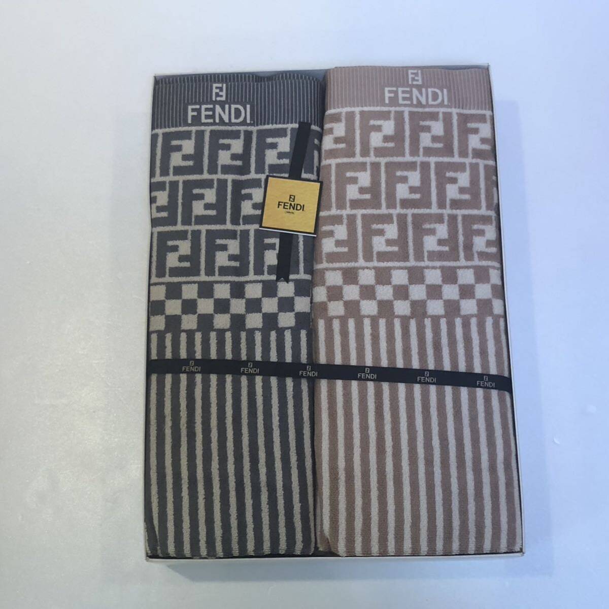 2026年最新】Yahoo!オークション -フェンディ タオルケットの中古品