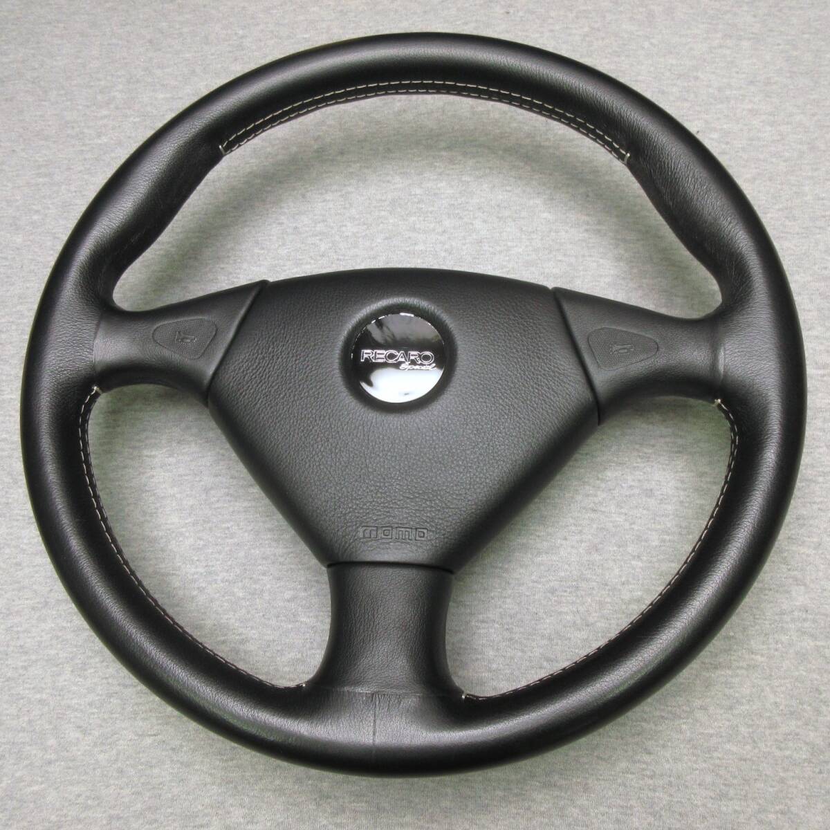 momoステアリング MOMO モモ ステアリング ギブリ3 TYP36 KBA70064 4