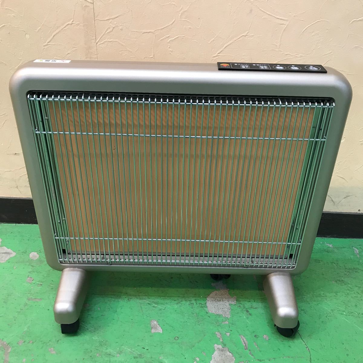 サンルミエ E800L-TM2 タイマー付き 遠赤外線暖房器 パネルヒーター ①